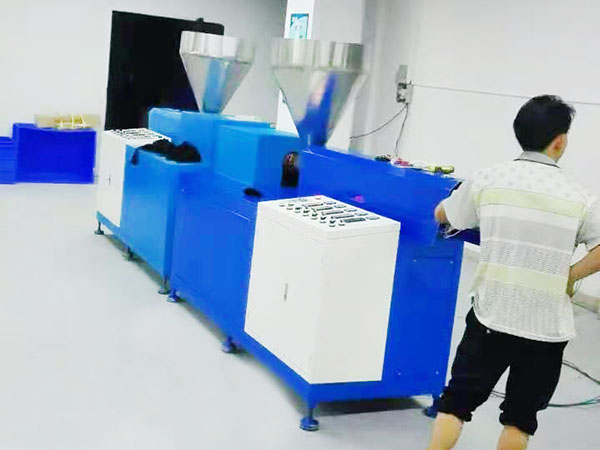 夫妻用品设备